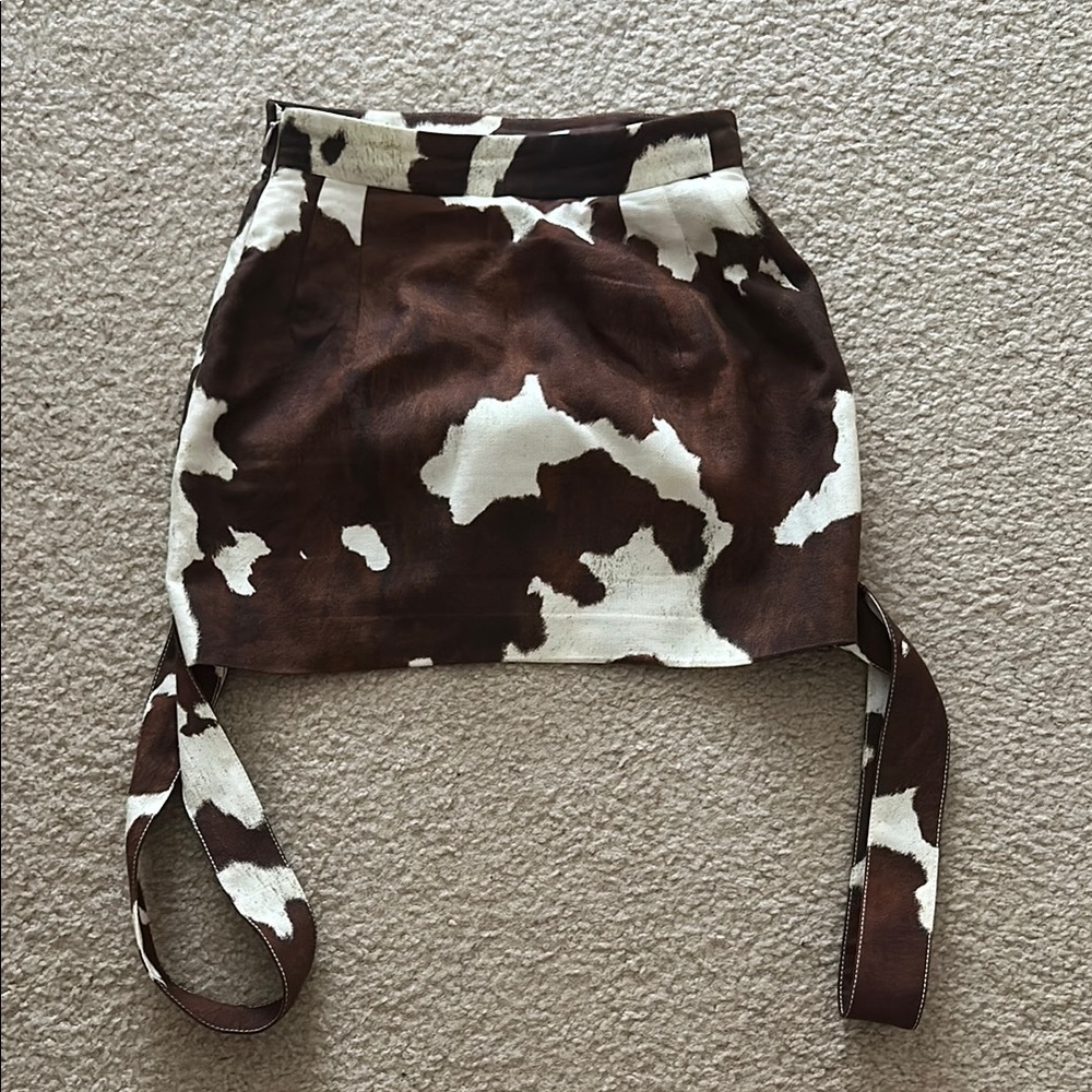 Burberry Brown And White Patterned Mini Skirt - image 1
